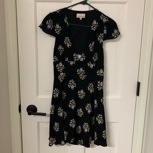 Elegant Aritzia Floral Dress